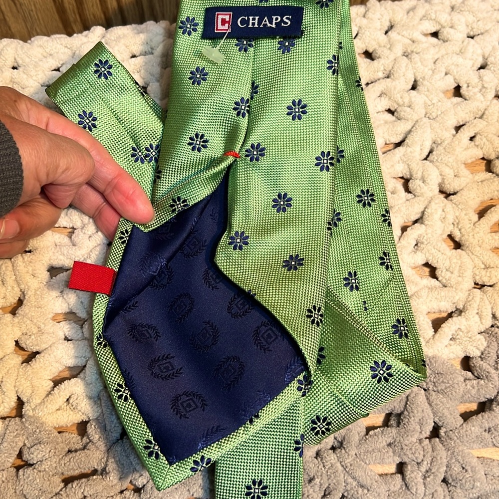 NWOT Chaps Men’s green silk tie - Picture 6 of 8